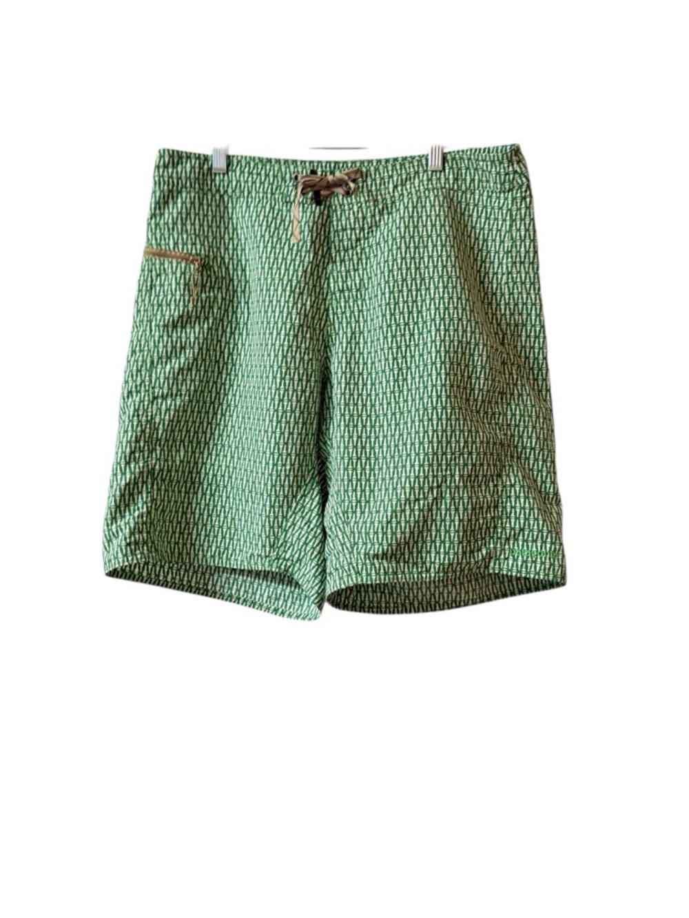 Patagonia WavefarerMen's Green & White Geometric Unlined Board Shorts Size 33”